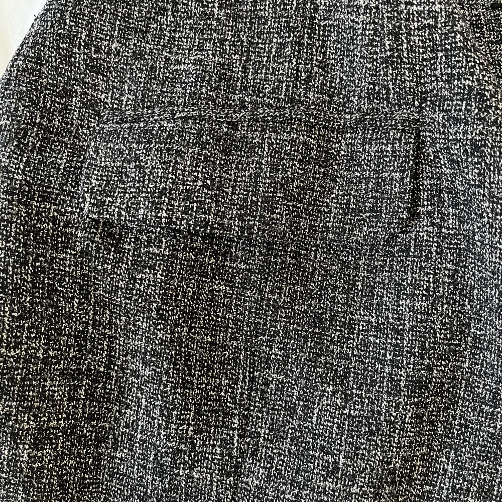Blazer - Picture 5 of 6